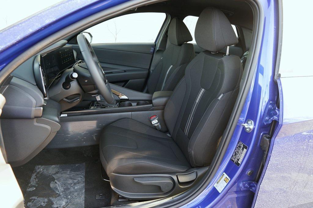 new 2026 Hyundai ELANTRA HEV car, priced at $28,085