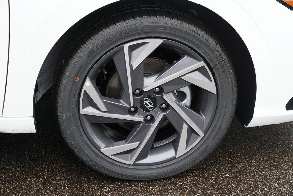 new 2026 Hyundai ELANTRA HEV car, priced at $30,761