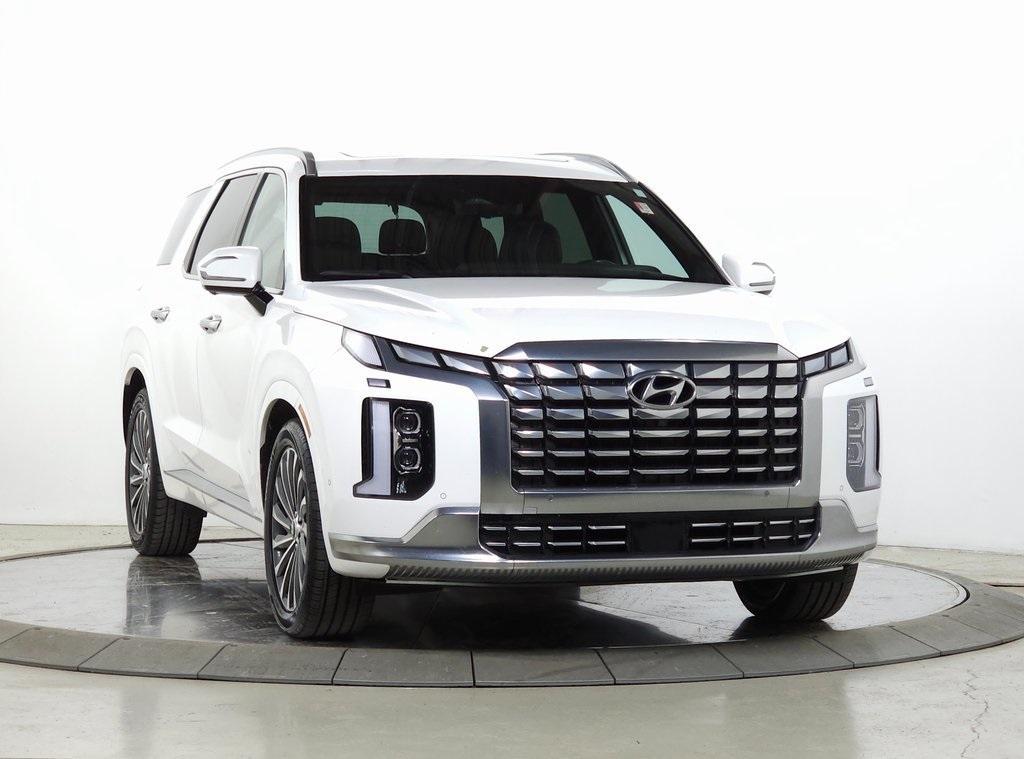 used 2024 Hyundai Palisade car, priced at $37,700
