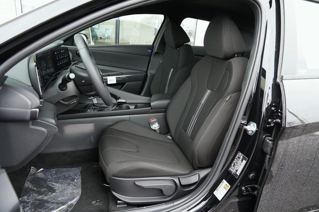 new 2026 Hyundai ELANTRA HEV car, priced at $28,125