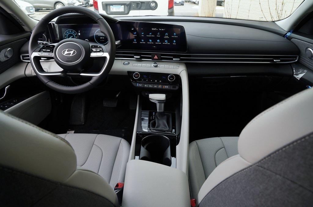 new 2025 Hyundai ELANTRA HEV car, priced at $25,511