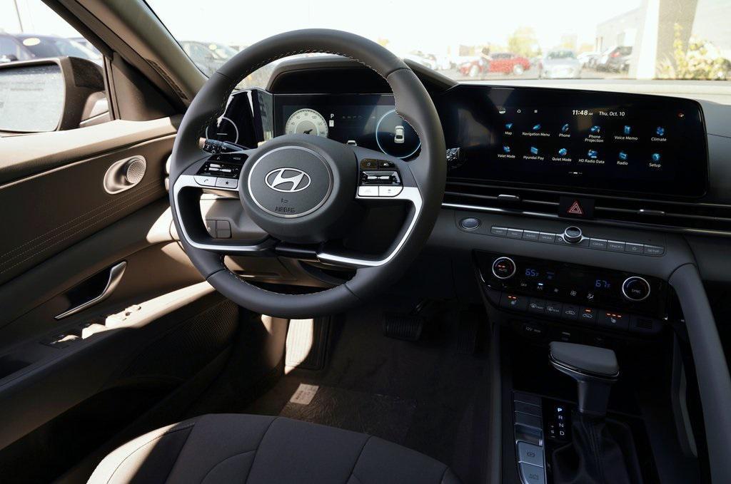new 2025 Hyundai Elantra car, priced at $25,637