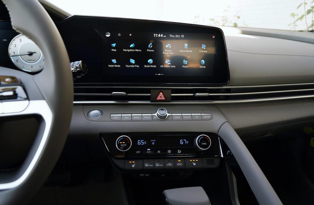 new 2025 Hyundai Elantra car, priced at $25,637