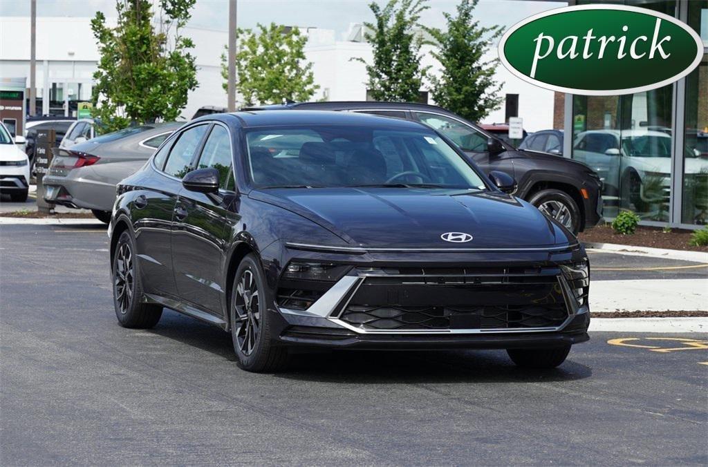 new 2025 Hyundai Sonata car, priced at $29,575