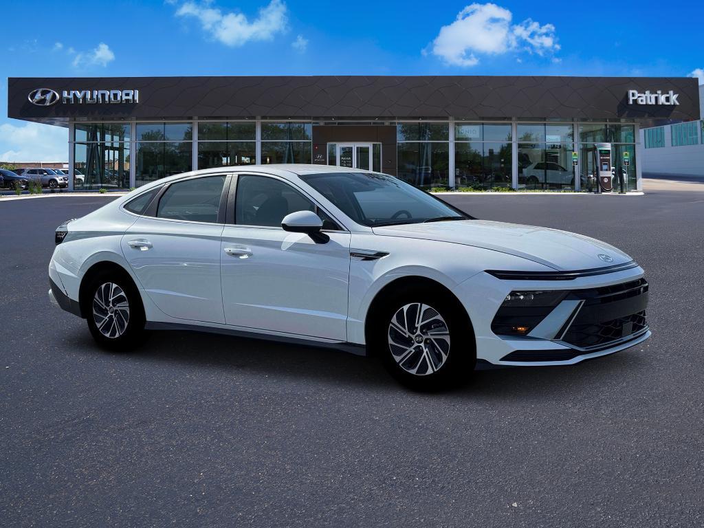 new 2026 Hyundai Sonata Hybrid car, priced at $29,456