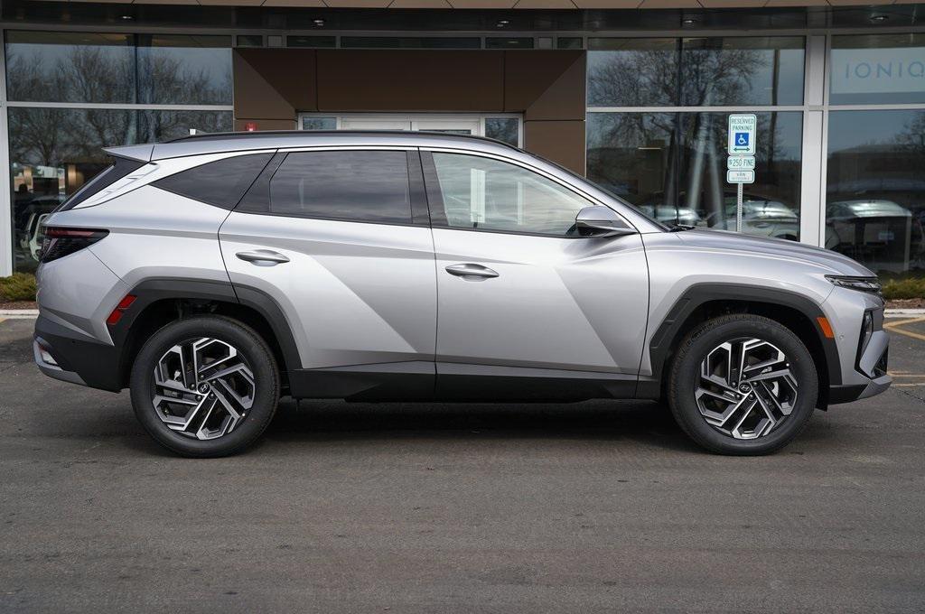 new 2026 Hyundai TUCSON Hybrid car, priced at $40,467