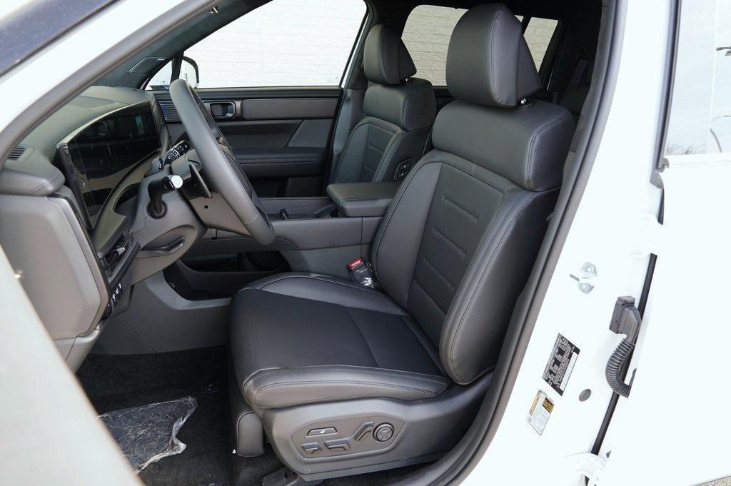 new 2025 Hyundai SANTA FE HEV car, priced at $49,102