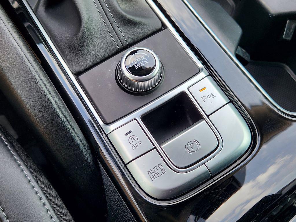 used 2025 Kia Telluride car, priced at $35,000