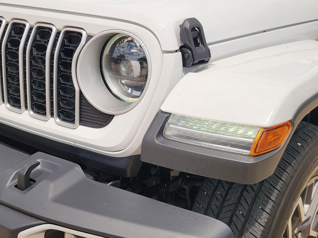 used 2025 Jeep Wrangler car, priced at $32,999