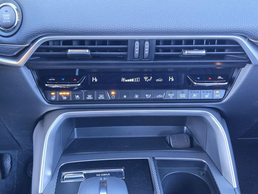 new 2026 Mazda CX-70 car, priced at $42,724