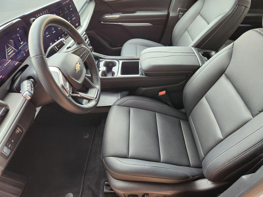 used 2026 Chevrolet Traverse car, priced at $38,497