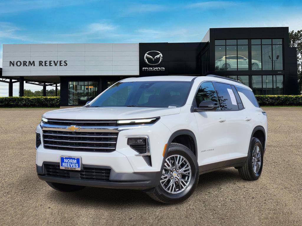 used 2026 Chevrolet Traverse car, priced at $38,497