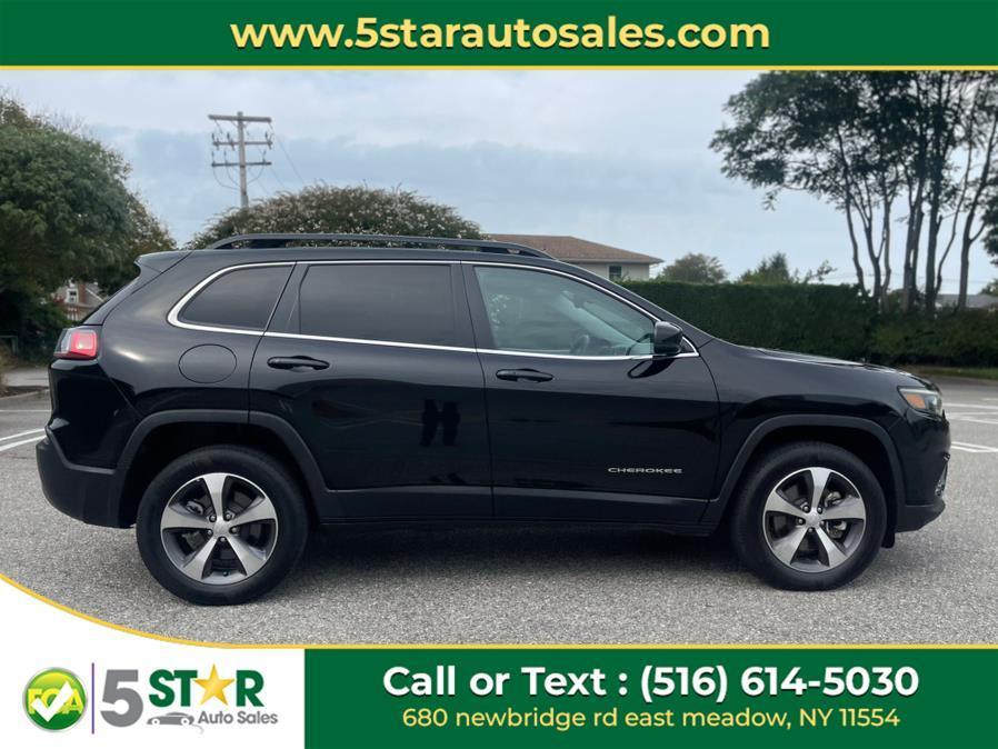 used 2022 Jeep Cherokee car, priced at $18,400