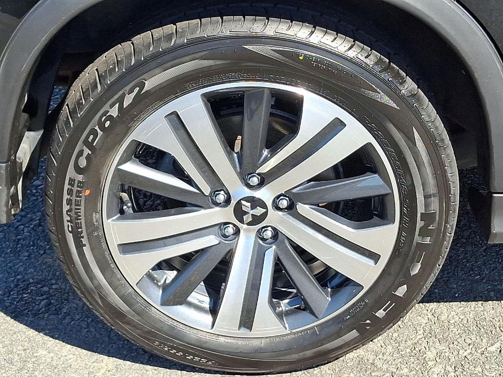 used 2024 Mitsubishi Outlander Sport car, priced at $18,495