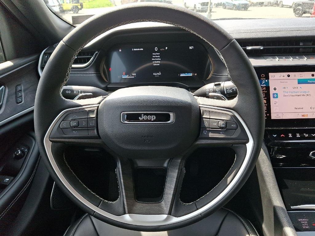 new 2026 Jeep Grand Cherokee car, priced at $42,691