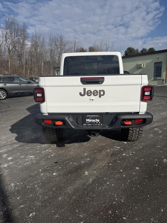 used 2020 Jeep Gladiator car, priced at $31,495