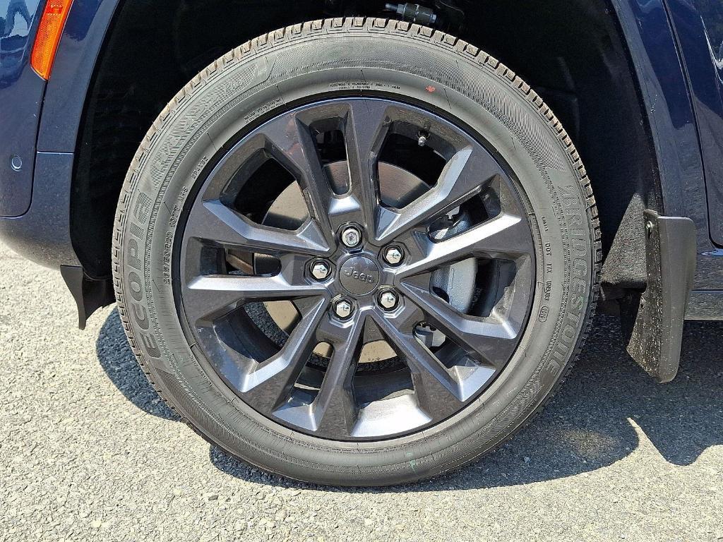 new 2026 Jeep Grand Cherokee L car, priced at $53,120
