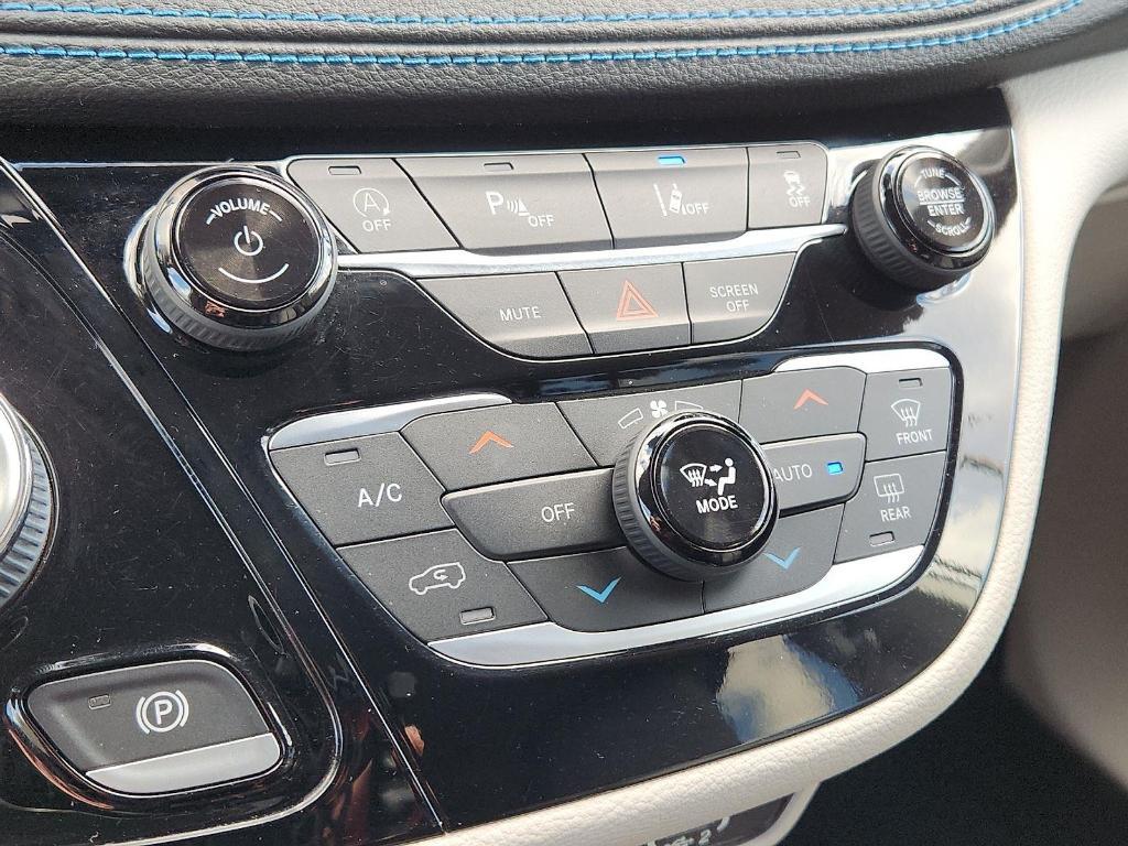 used 2021 Chrysler Pacifica car, priced at $29,500