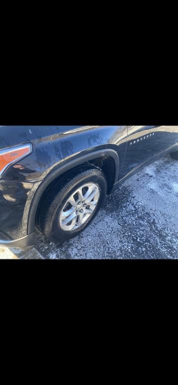 used 2018 Chevrolet Traverse car, priced at $17,000