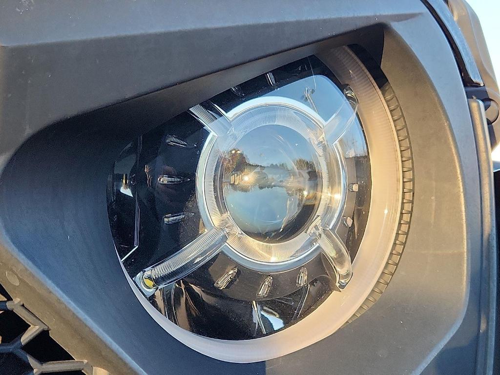 used 2022 Jeep Wrangler Unlimited car, priced at $35,998