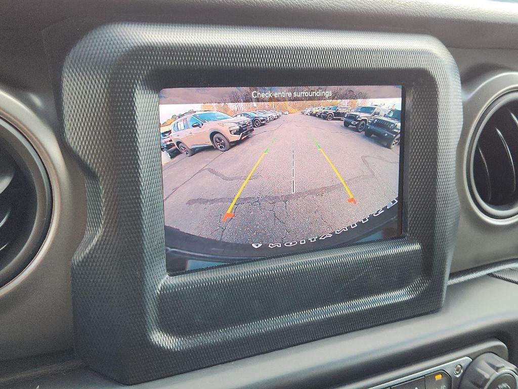 used 2022 Jeep Wrangler Unlimited car, priced at $32,495