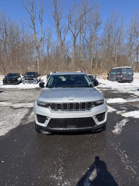 used 2023 Jeep Grand Cherokee car, priced at $25,000
