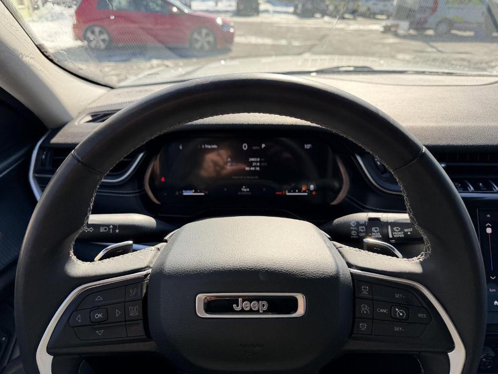 used 2023 Jeep Grand Cherokee car, priced at $25,000