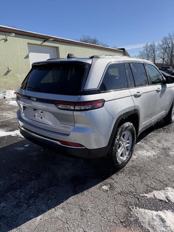 used 2023 Jeep Grand Cherokee car, priced at $25,000