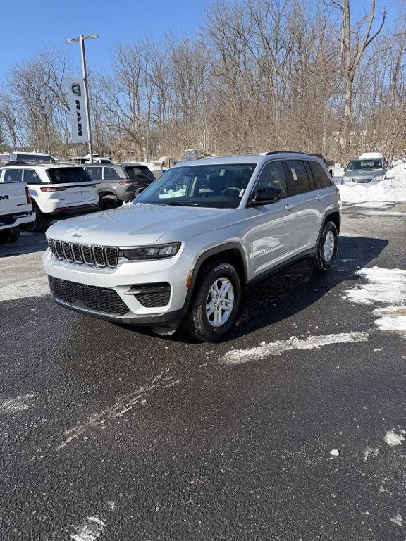 used 2023 Jeep Grand Cherokee car, priced at $25,000