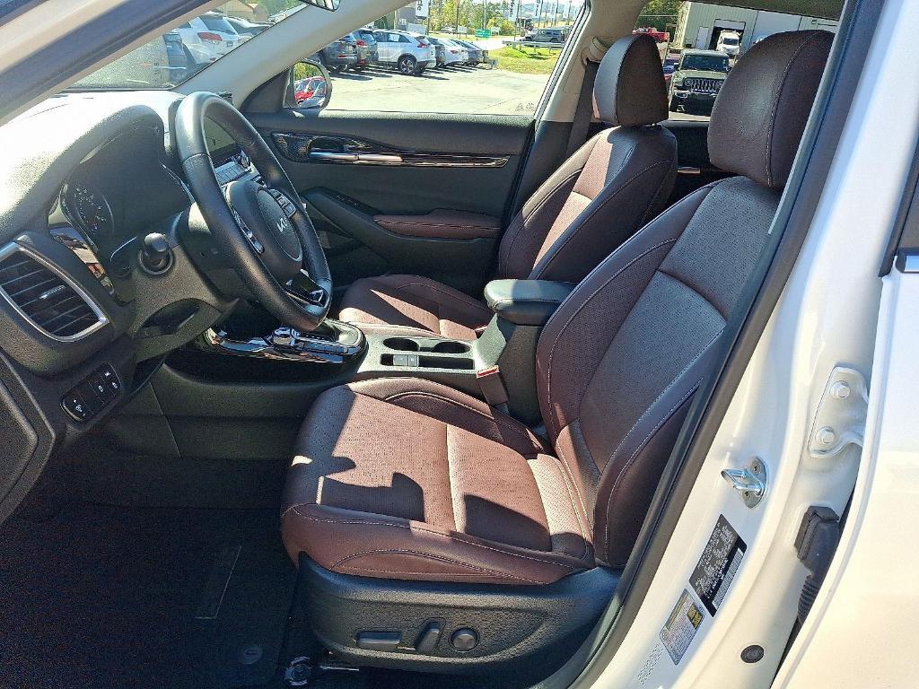 used 2023 Kia Seltos car, priced at $20,997