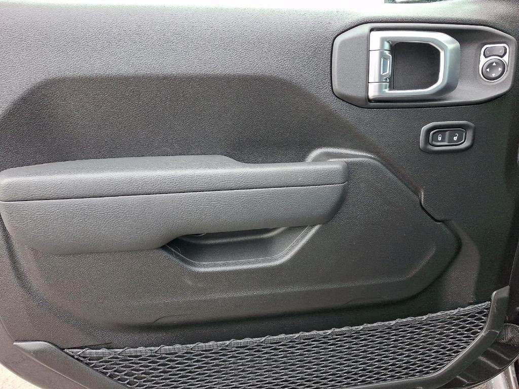 new 2026 Jeep Wrangler car, priced at $54,456