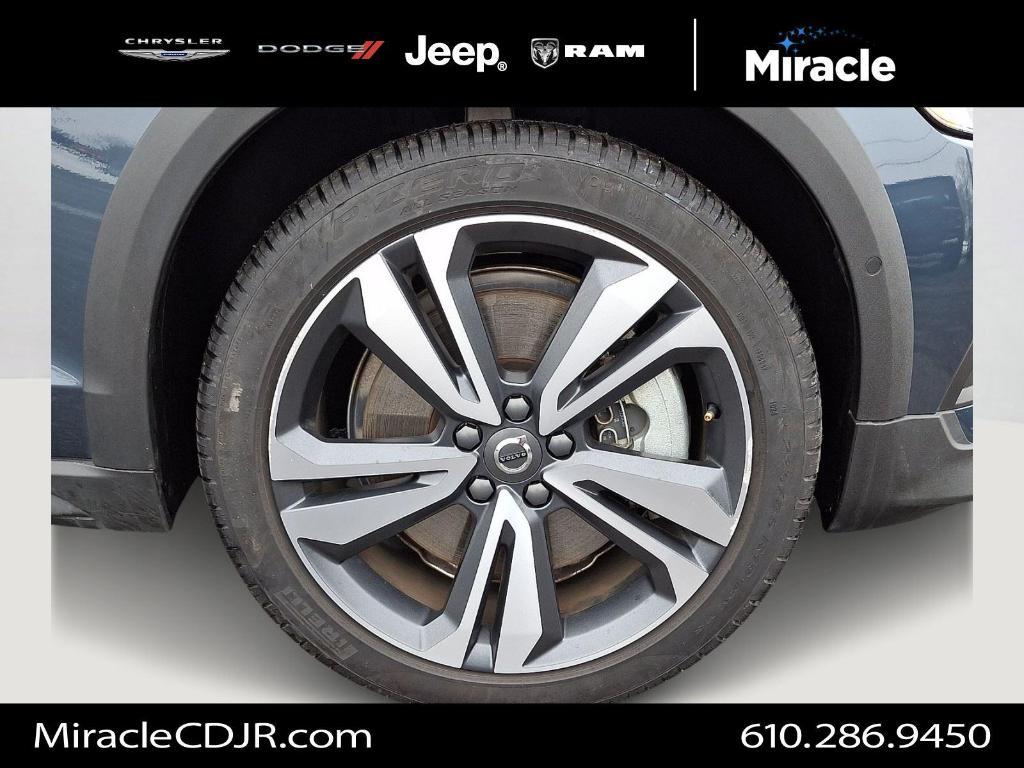 used 2025 Volvo V60 Cross Country car, priced at $34,500