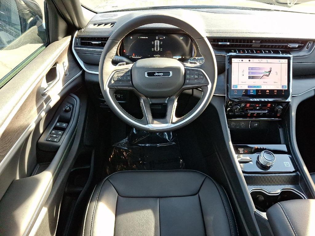 new 2025 Jeep Grand Cherokee car, priced at $48,860