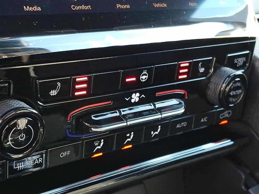 new 2025 Jeep Grand Cherokee car, priced at $48,860