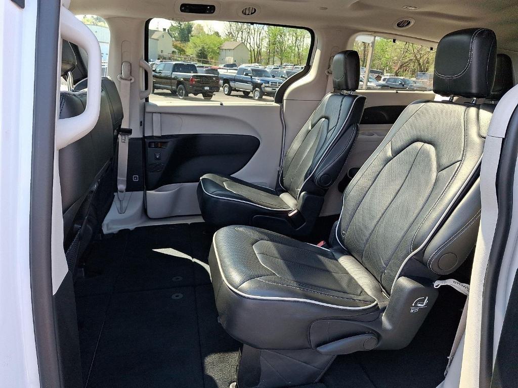 used 2024 Chrysler Pacifica car, priced at $30,600