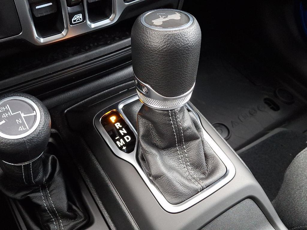 new 2026 Jeep Wrangler car, priced at $47,777