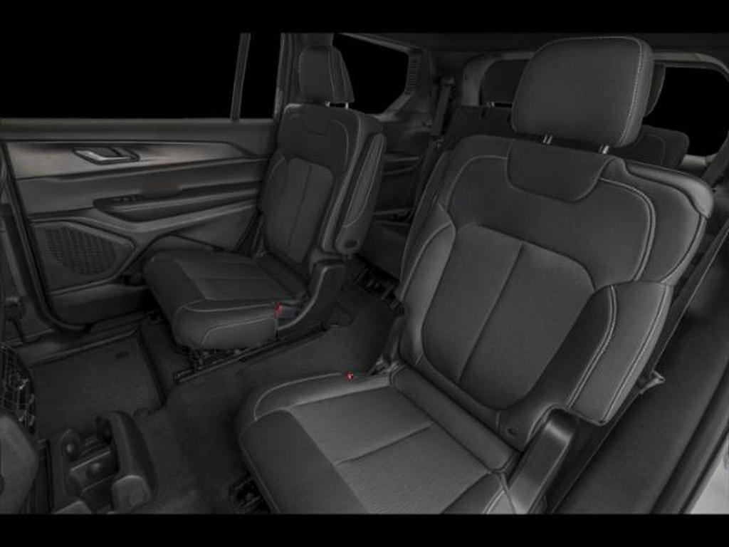 new 2025 Jeep Grand Cherokee L car, priced at $51,626