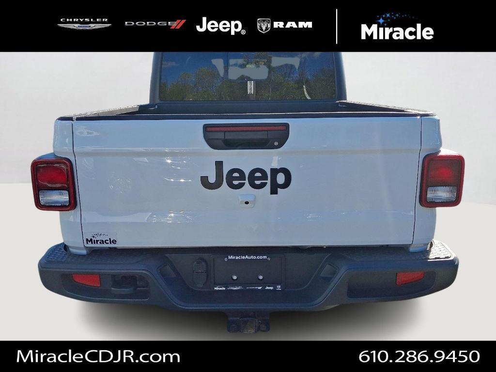 used 2022 Jeep Gladiator car, priced at $28,900