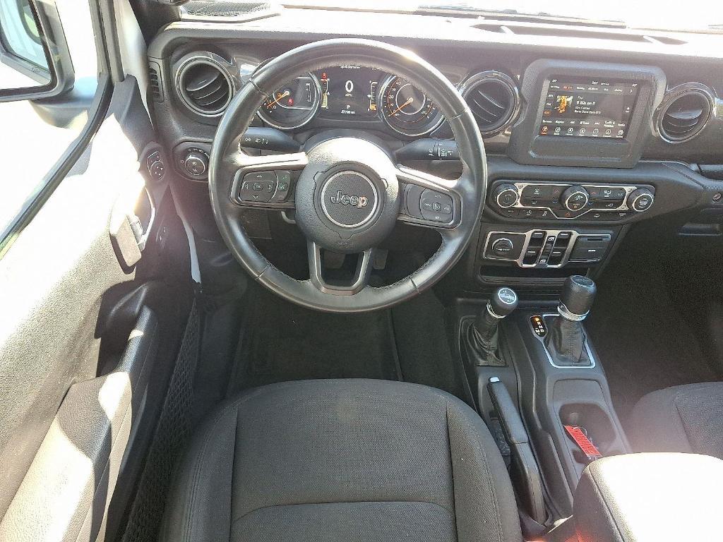 used 2022 Jeep Gladiator car, priced at $28,900