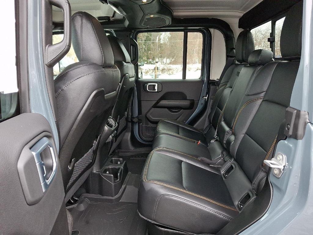 new 2026 Jeep Gladiator car, priced at $46,041