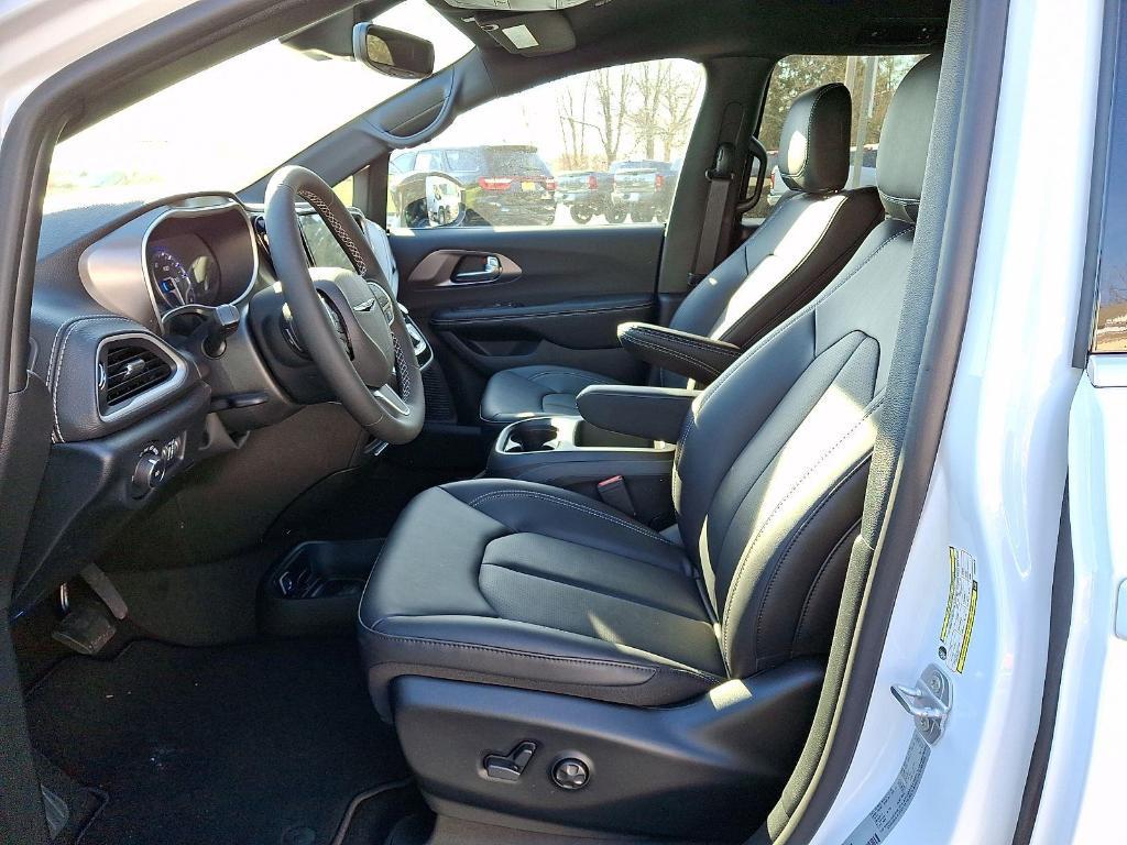 new 2026 Chrysler Pacifica car, priced at $42,519