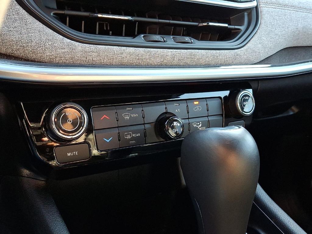 used 2023 Jeep Compass car, priced at $18,995