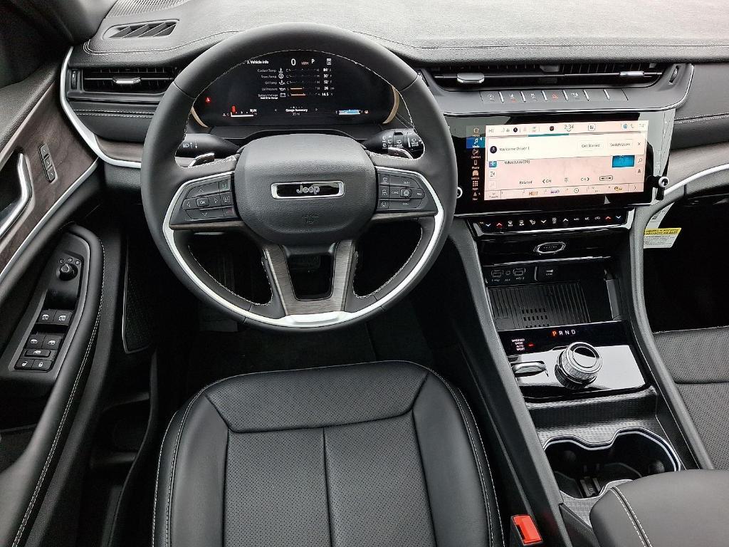 new 2026 Jeep Grand Cherokee car, priced at $52,326