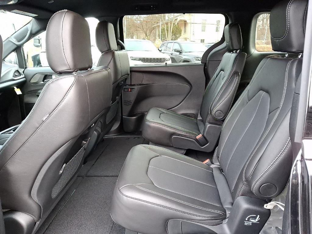new 2026 Chrysler Pacifica car, priced at $43,005