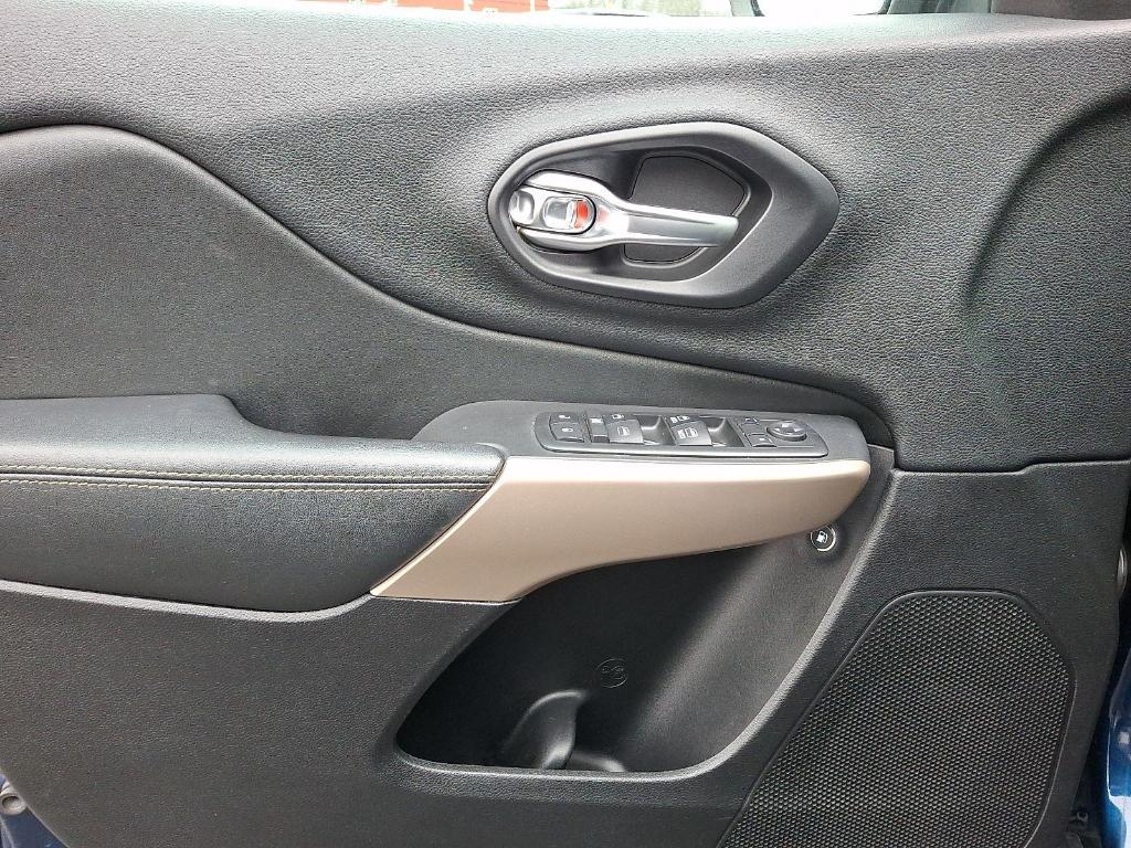 used 2018 Jeep Cherokee car, priced at $12,500