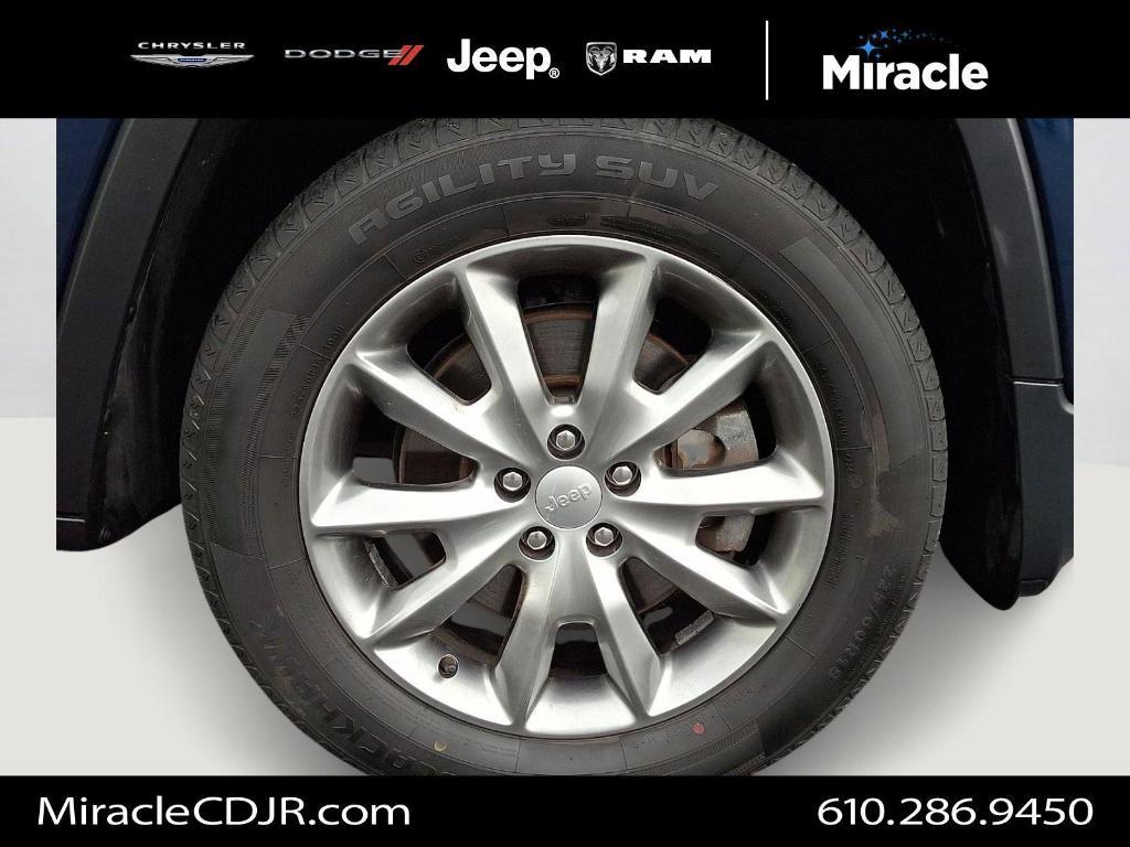 used 2018 Jeep Cherokee car, priced at $12,500