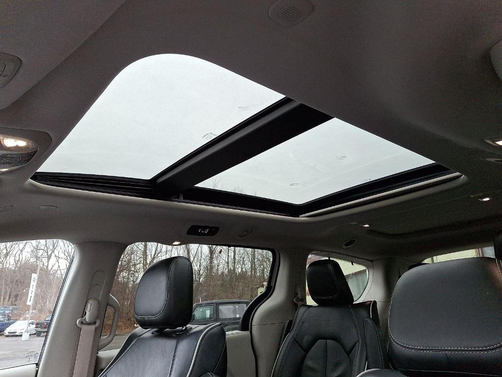 used 2021 Chrysler Pacifica Hybrid car, priced at $24,000