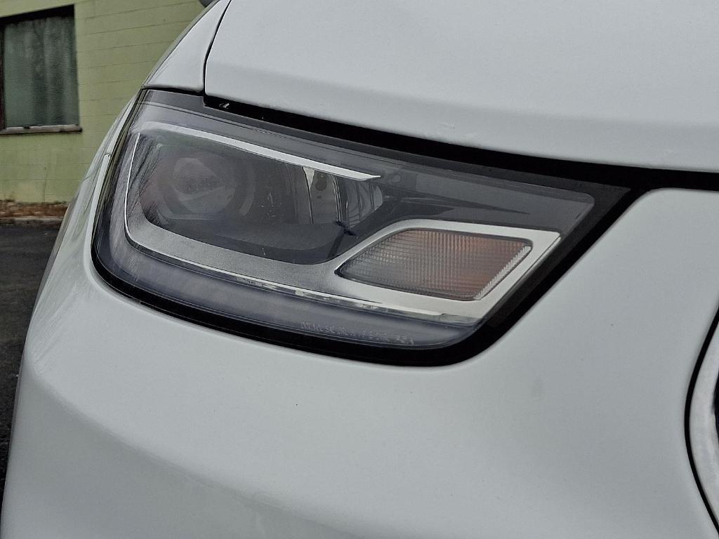 used 2021 Chrysler Pacifica Hybrid car, priced at $24,000