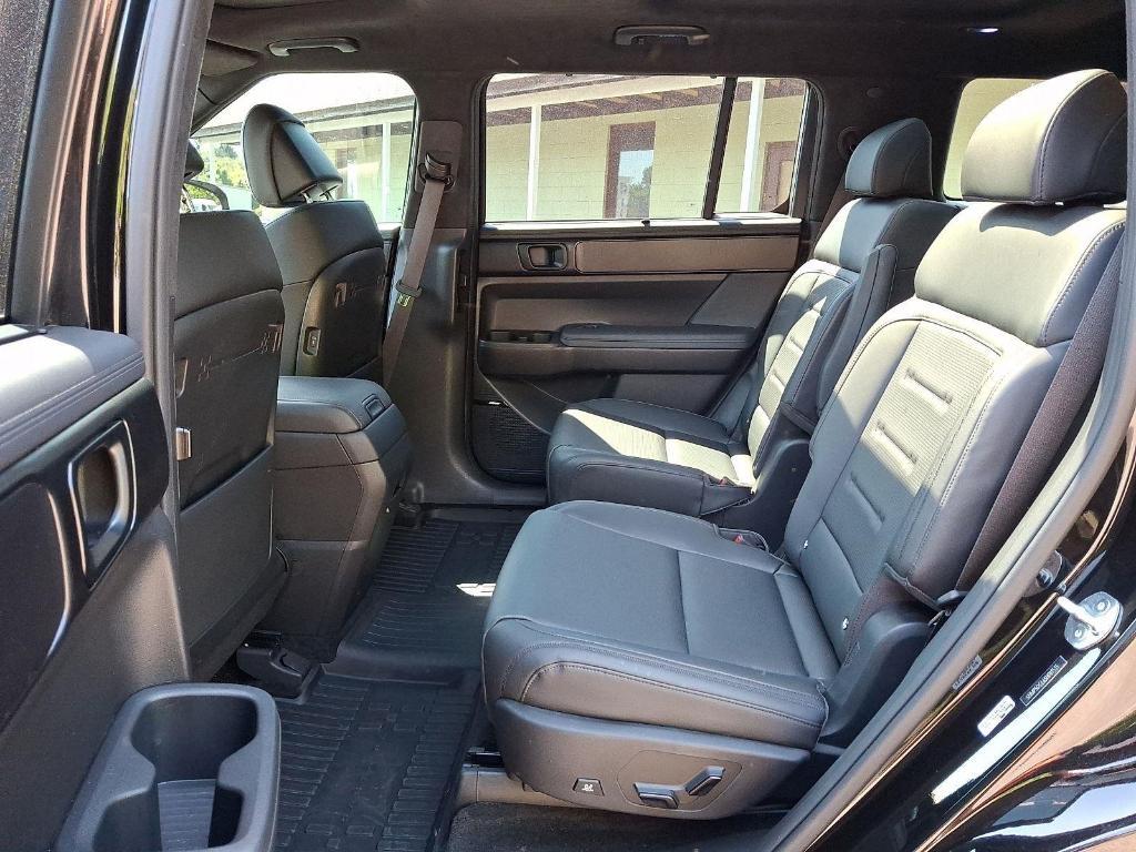 used 2025 Hyundai Santa Fe car, priced at $39,200