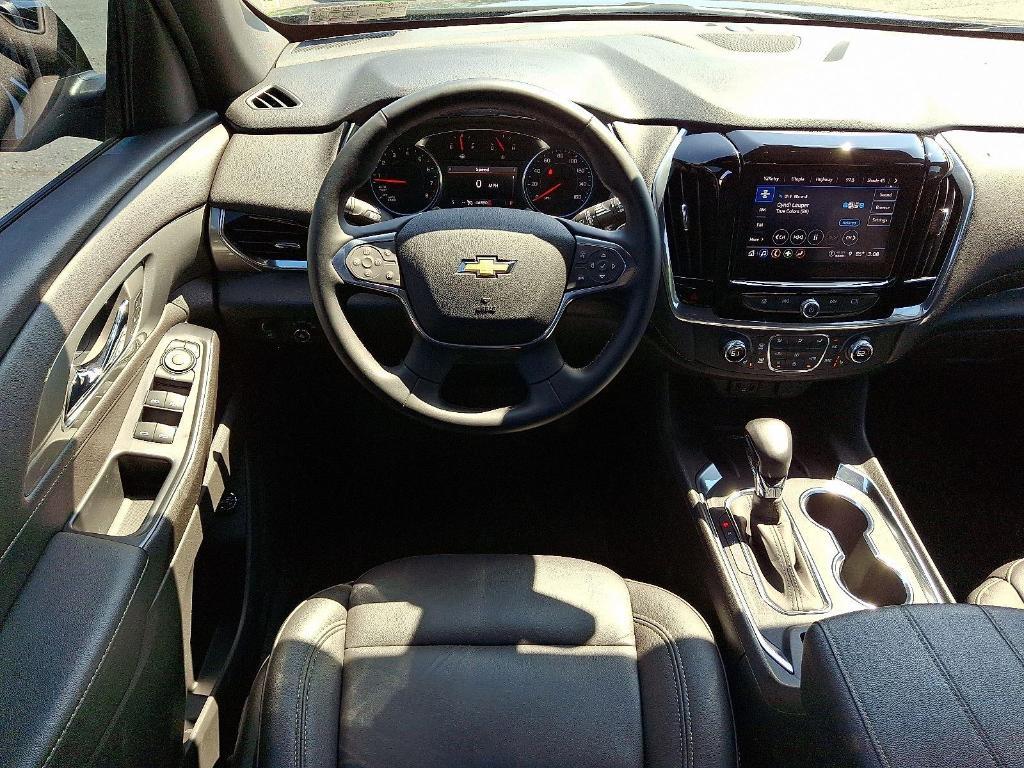 used 2023 Chevrolet Traverse car, priced at $28,995